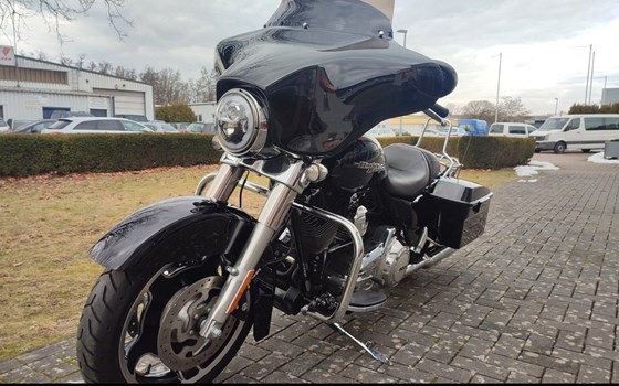 Gebrauchtmotorrad Harley-Davidson Touring Electra Glide Standard FLHT - Bild 4