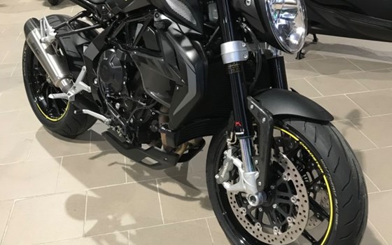 Gebrauchtmotorrad MV Agusta Brutale 800 - Bild 2