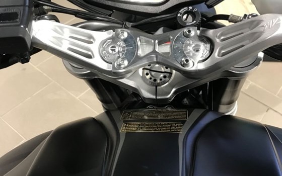 Gebrauchtmotorrad MV Agusta Brutale 800 - Bild 9