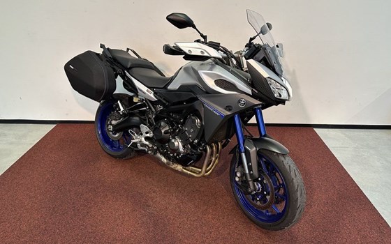 Gebrauchtmotorrad Yamaha Tracer 900 - Bild 2