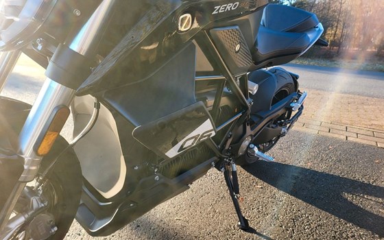 Gebrauchtmotorrad Zero SR/F - Bild 13