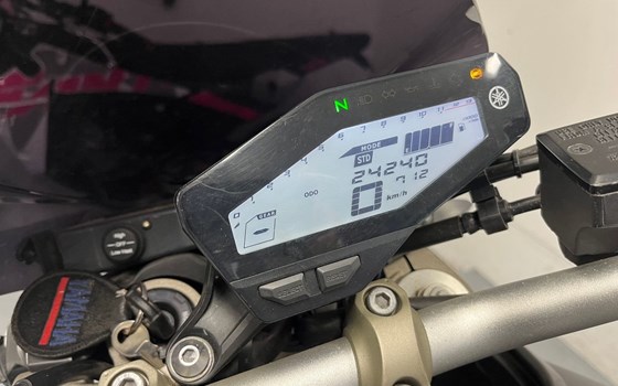 Gebrauchtmotorrad Yamaha MT-09 - Bild 7