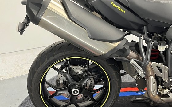 Gebrauchtmotorrad Triumph Tiger Sport 1050 - Bild 11