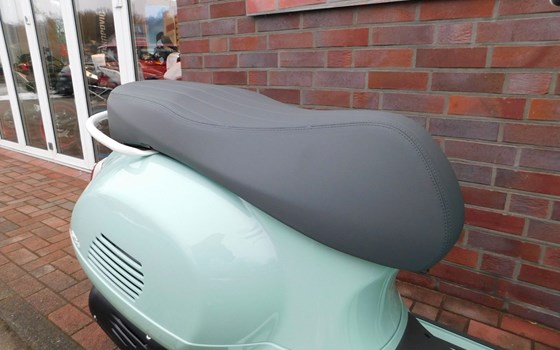 Neufahrzeug Vespa GTS 125 - Bild 18
