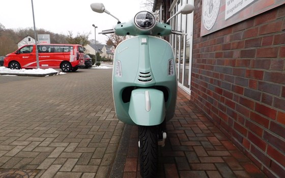 Neufahrzeug Vespa GTS 125 - Bild 3