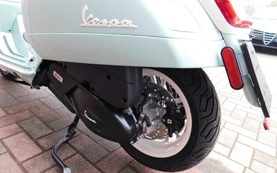 Neufahrzeug Vespa GTS 125 - Bild 8