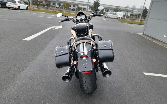 Gebrauchtmotorrad Triumph Rocket III Roadster - Bild 5