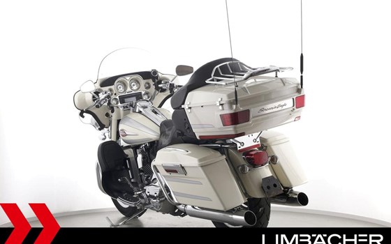 Gebrauchtmotorrad Harley-Davidson CVO FLHTCUSE Ultra Classic Electra Glide - Bild 7