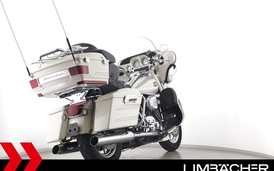 Gebrauchtmotorrad Harley-Davidson CVO FLHTCUSE Ultra Classic Electra Glide - Bild 8