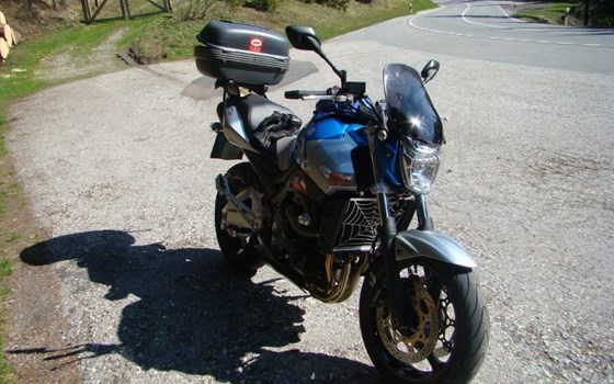 Gebrauchtmotorrad Suzuki GSR 600 - Bild 3
