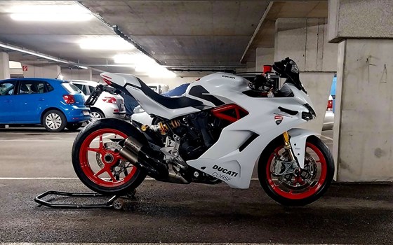 Gebrauchtmotorrad Ducati SuperSport S - Bild 3