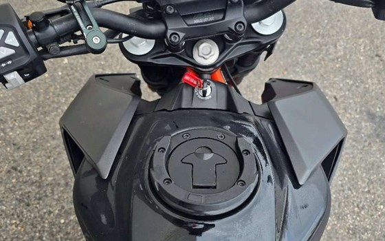 Gebrauchtmotorrad KTM 125 Duke - Bild 10