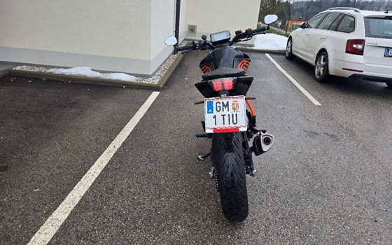 Gebrauchtmotorrad KTM 125 Duke - Bild 4