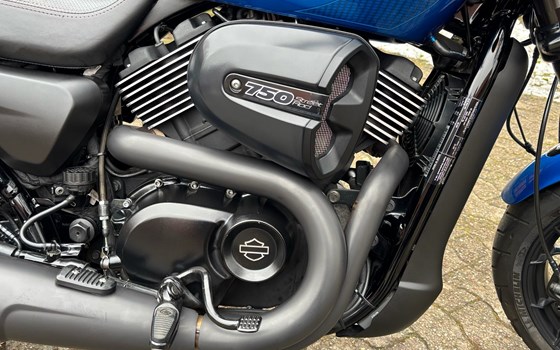 Gebrauchtmotorrad Harley-Davidson Street Rod - Bild 13