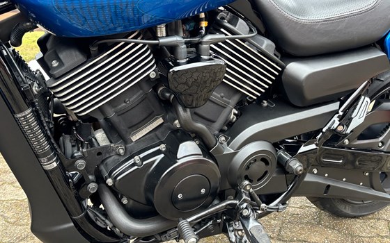 Gebrauchtmotorrad Harley-Davidson Street Rod - Bild 9