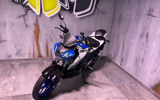 Gebrauchtmotorrad Suzuki GSX-S125 - Bild 2