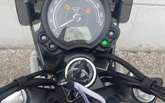 Gebrauchtmotorrad Triumph Scrambler 900 - Bild 6