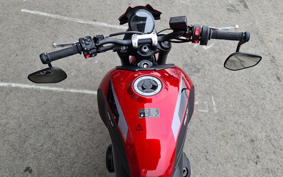 Neufahrzeug Triumph Trident 800 - Bild 7