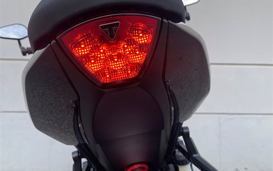 Neufahrzeug Triumph Trident 800 - Bild 12