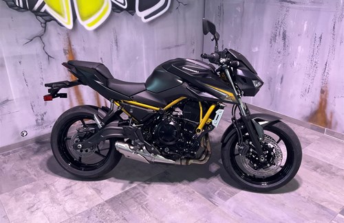 Neumotorrad Kawasaki Z650 S
