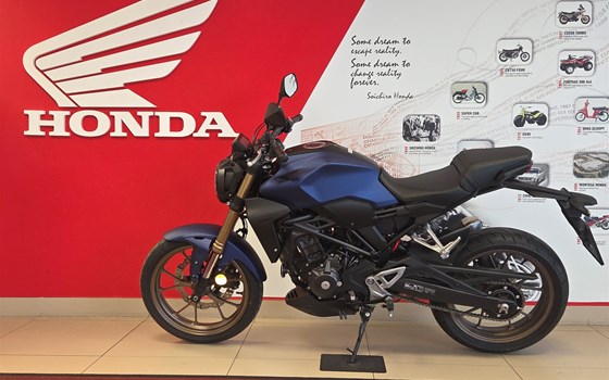 Gebrauchtmotorrad Honda CB300R - Bild 1