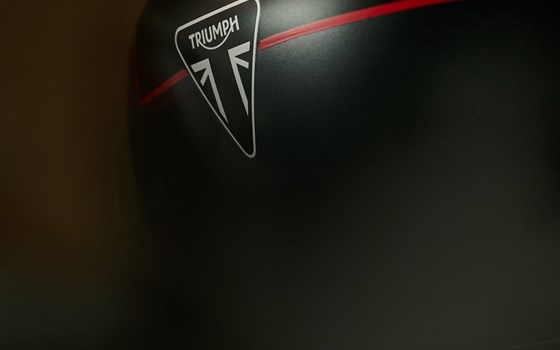 Neufahrzeug Triumph Rocket 3 Storm GT - Bild 5