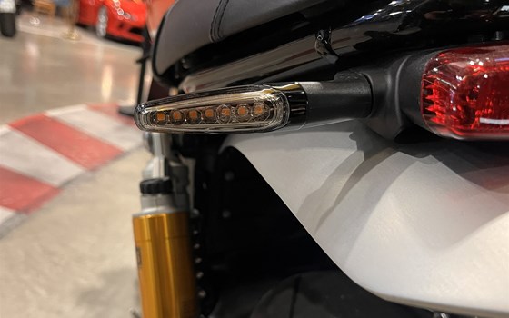 Gebrauchtmotorrad Triumph Speed Twin 1200 RS - Bild 3