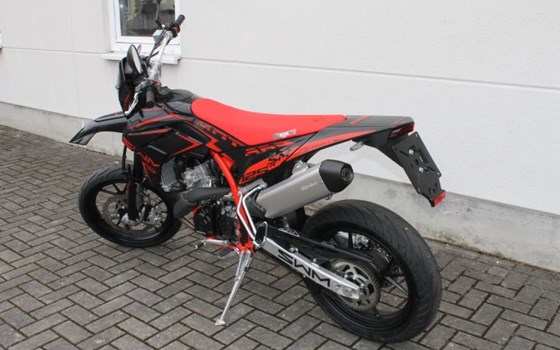 Neufahrzeug SWM SM 125 R - Bild 4