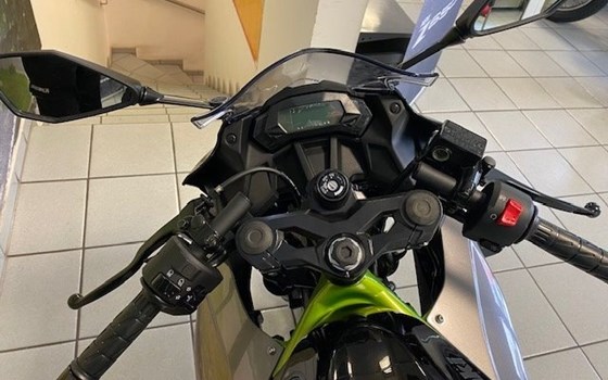 Neufahrzeug Kawasaki Ninja 125 - Bild 6
