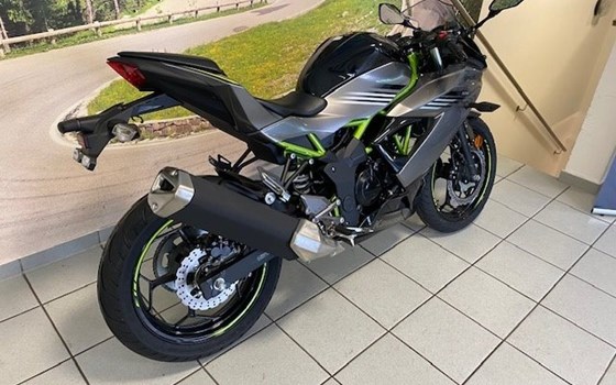 Neufahrzeug Kawasaki Ninja 125 - Bild 7