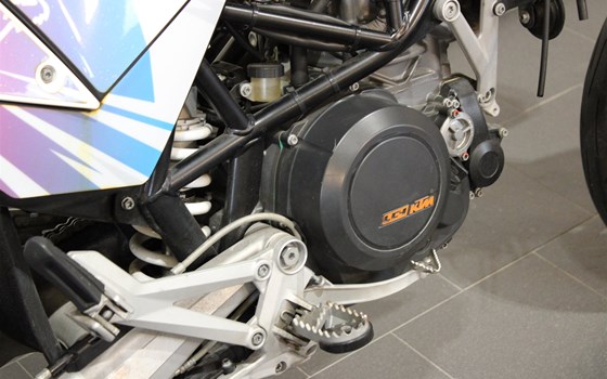 Gebrauchtmotorrad KTM 690 SMC - Bild 9