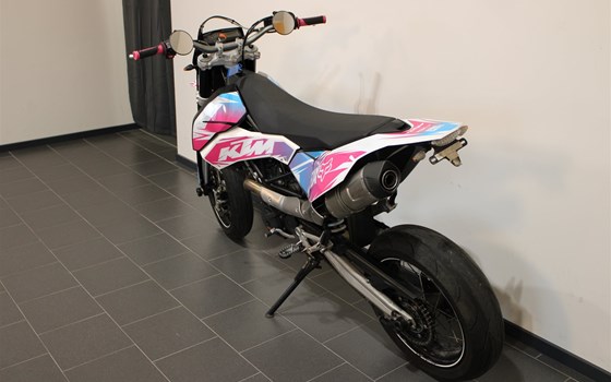 Gebrauchtmotorrad KTM 690 SMC - Bild 7