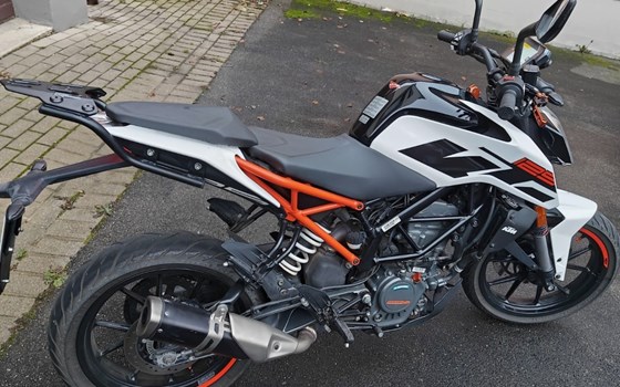 Gebrauchtmotorrad KTM 125 Duke - Bild 4