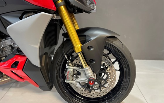 Gebrauchtmotorrad Ducati Streetfighter V2 S - Bild 10