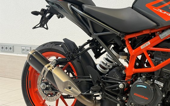 Gebrauchtmotorrad KTM 125 Duke - Bild 4