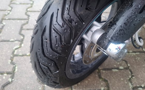 Gebrauchtmotorrad Vespa 125 Primavera - Bild 11