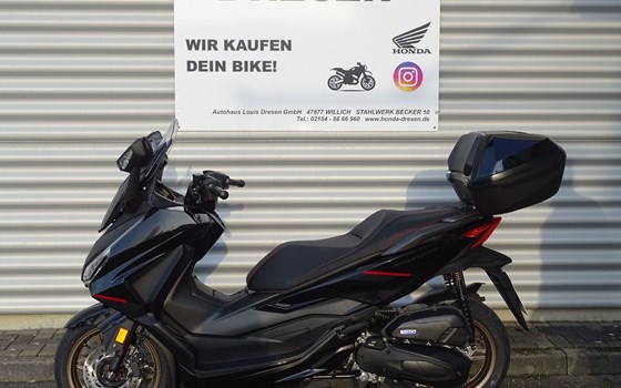 Gebrauchtmotorrad Honda Forza 125 Special Edition - Bild 3