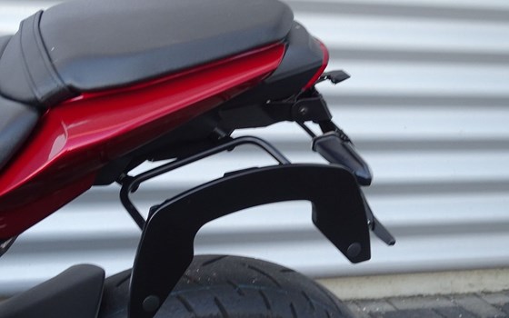 Gebrauchtmotorrad Honda CB125R - Bild 5