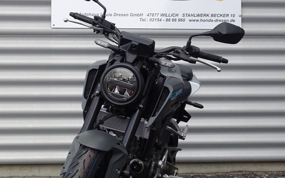 Gebrauchtmotorrad Honda CB125R - Bild 2