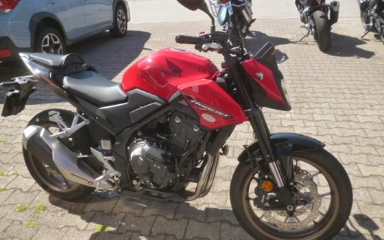 Gebrauchtmotorrad Honda CB500 Hornet E-Clutch - Bild 4