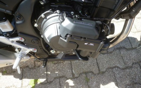 Gebrauchtmotorrad Honda CB500 Hornet E-Clutch - Bild 5