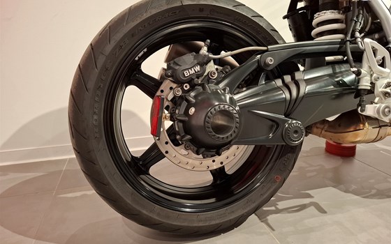 Gebrauchtmotorrad BMW R nineT Racer - Bild 13