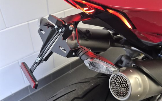 Gebrauchtmotorrad Ducati Streetfighter V2 - Bild 4