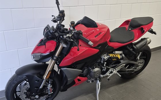 Gebrauchtmotorrad Ducati Streetfighter V2 - Bild 6