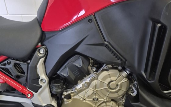 Gebrauchtmotorrad Ducati Multistrada V4 - Bild 7