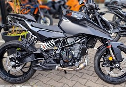 Neumotorrad KTM 125 Duke