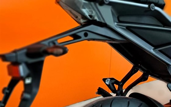 Neufahrzeug KTM 125 Duke - Bild 3