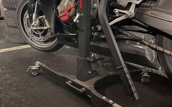 Gebrauchtmotorrad BMW S 1000 RR - Bild 5