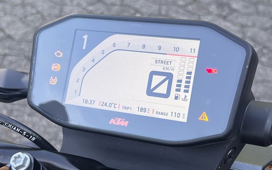 Gebrauchtmotorrad KTM 790 Duke L - Bild 11