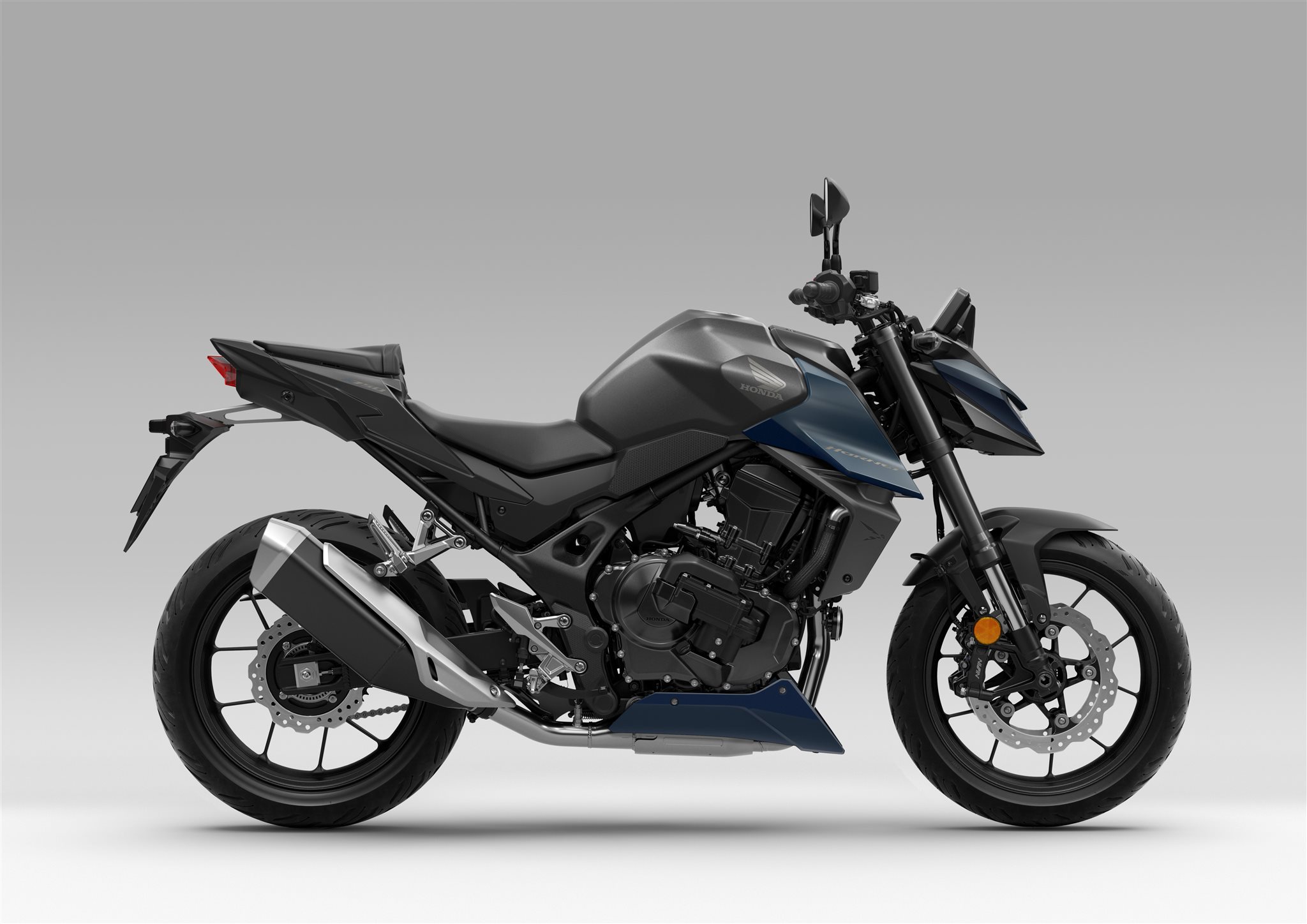 Honda CB750 Hornet E-Clutch